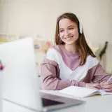 Skuteczne maturalne kursy online - przygotuj się do egzaminu bez stresu