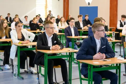 Co można wnieść na maturę z matematyki? Sprawdź, czego nie zabrać!