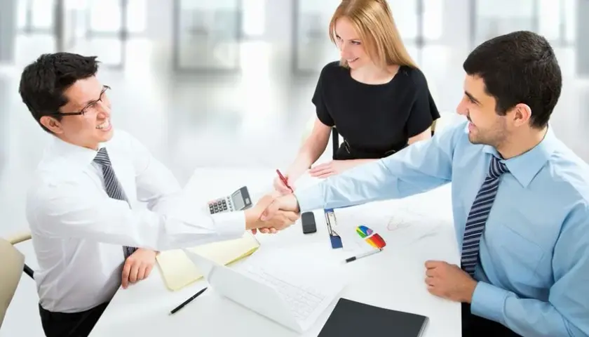 Jak zrobić CV w PowerPoint, aby wyróżnić się na rynku pracy